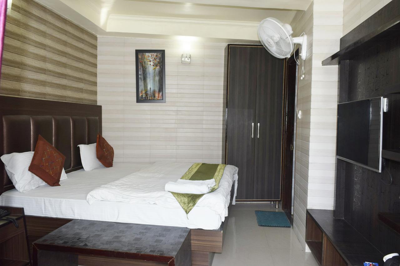 Cloud 7 Bed & Breakfast Нейнитал Екстериор снимка