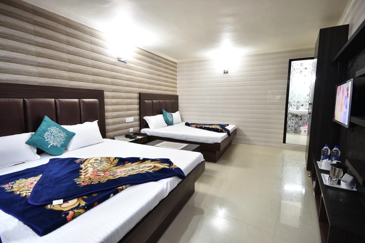 Cloud 7 Bed & Breakfast Нейнитал Екстериор снимка