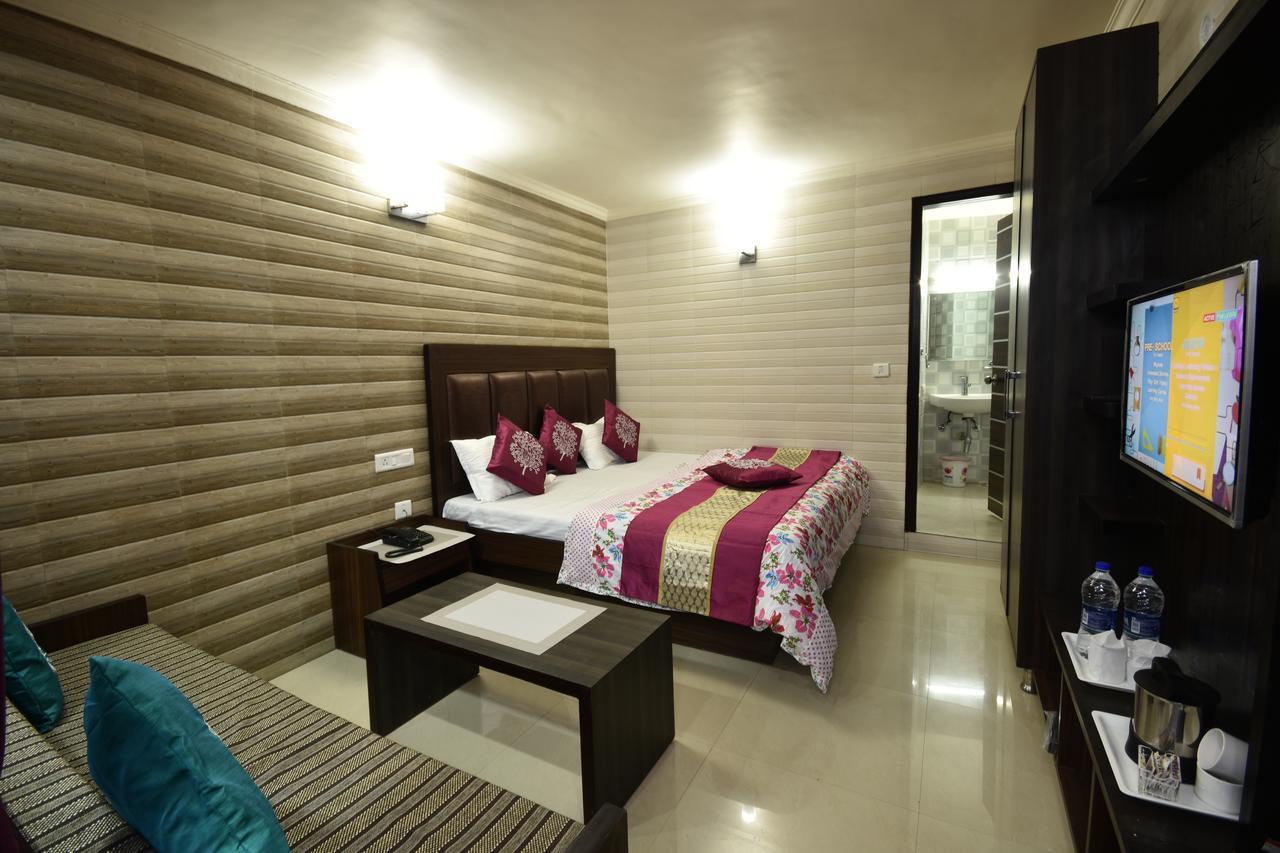 Cloud 7 Bed & Breakfast Нейнитал Екстериор снимка