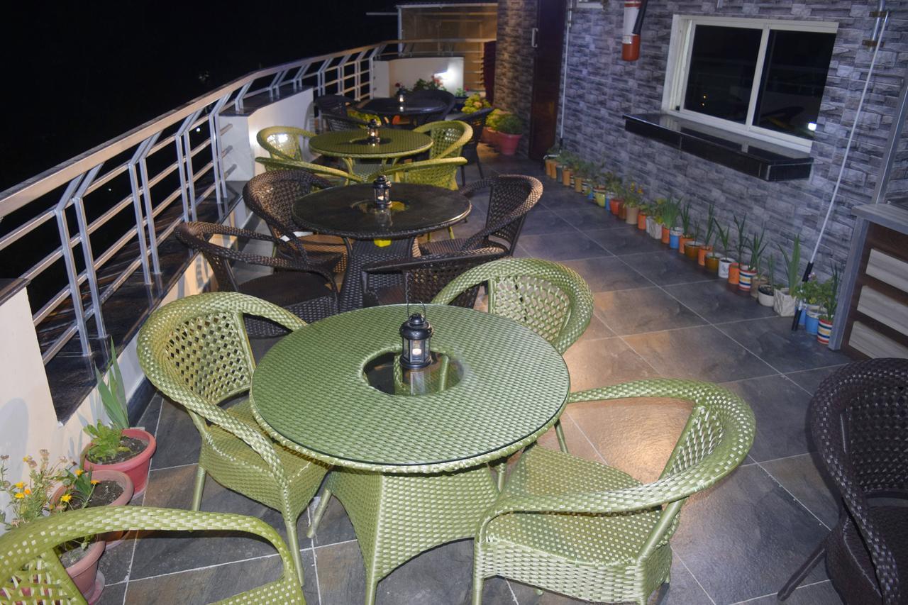 Cloud 7 Bed & Breakfast Нейнитал Екстериор снимка