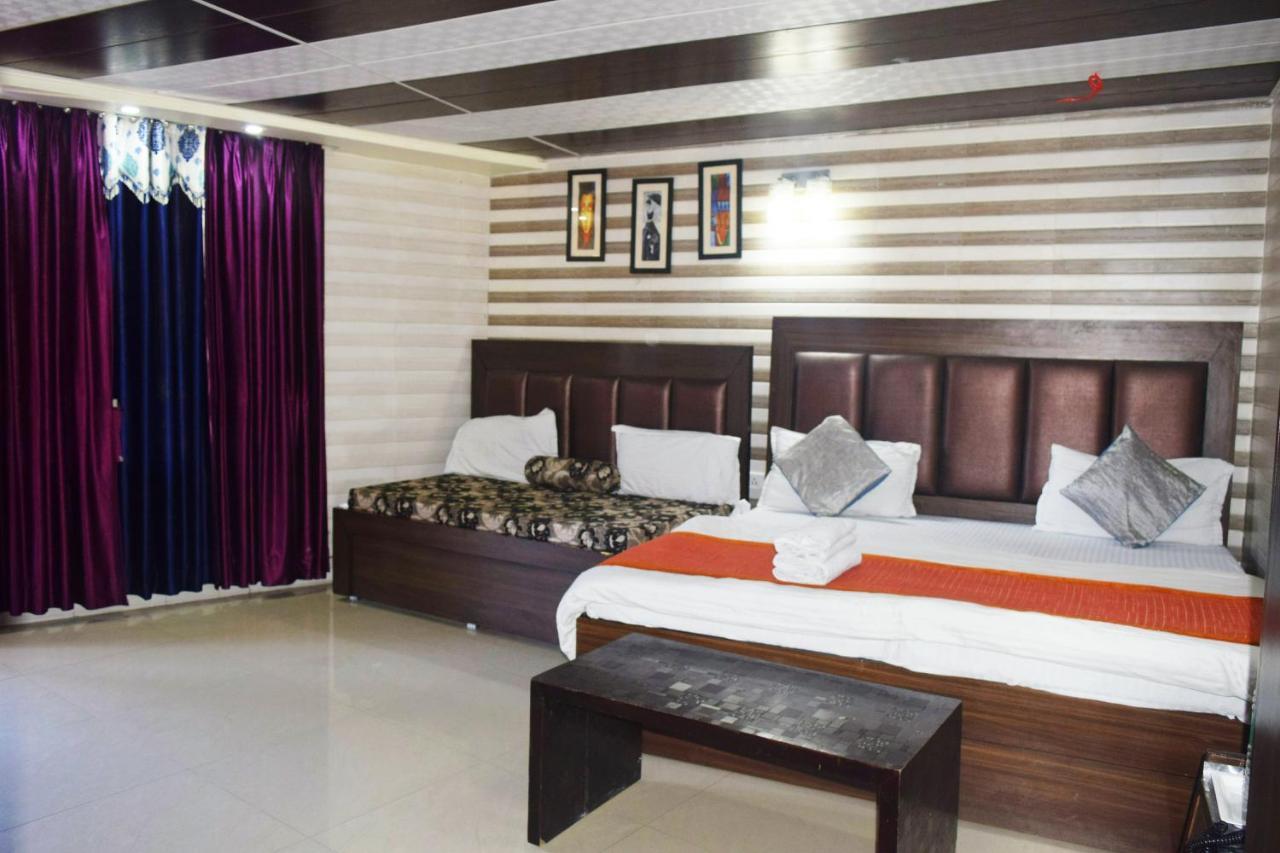 Cloud 7 Bed & Breakfast Нейнитал Екстериор снимка